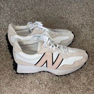 New Balance Women's Sneakers - White and Pink